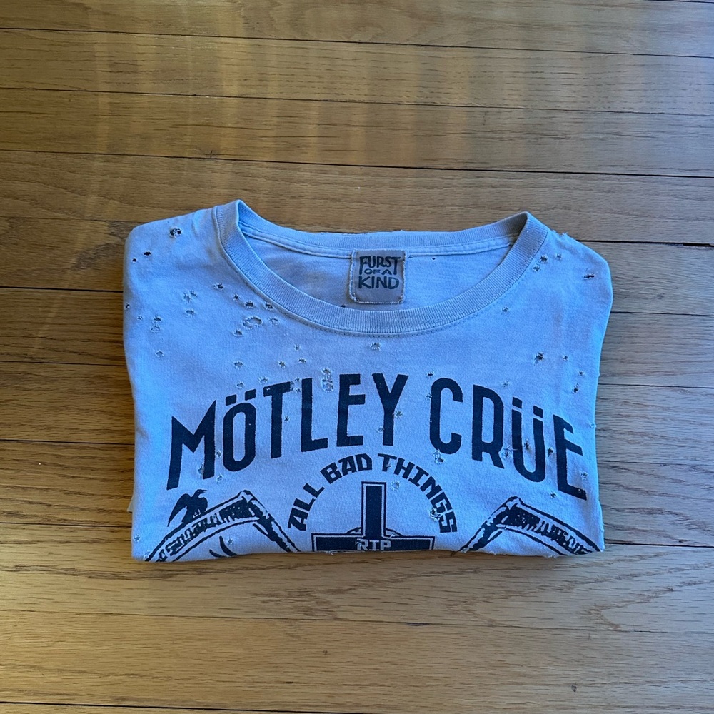 motley crue concert tee